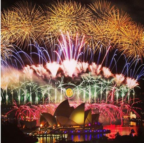 see-the-sydney-new-years-eve-2013-fireworks-from-all-angles_h1